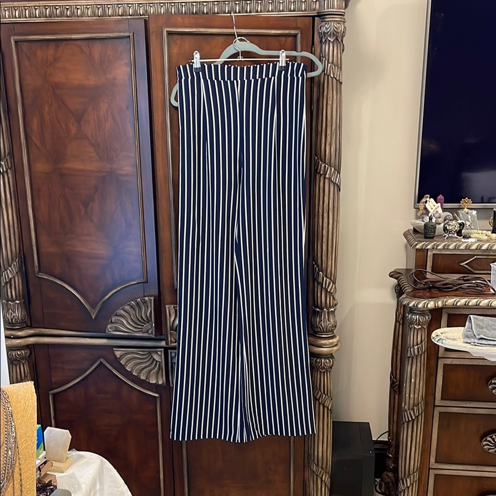 Chic Striped Wide-Leg Trousers